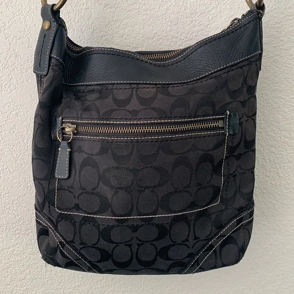 Coach signature black canvas and leather crossbody bucket bag F06M-104 - Picture 7 of 16